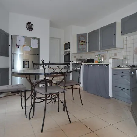 Сasa de vacaciones Cozy In La Capelle-et-masmolen La Capelle-et-Masmolene